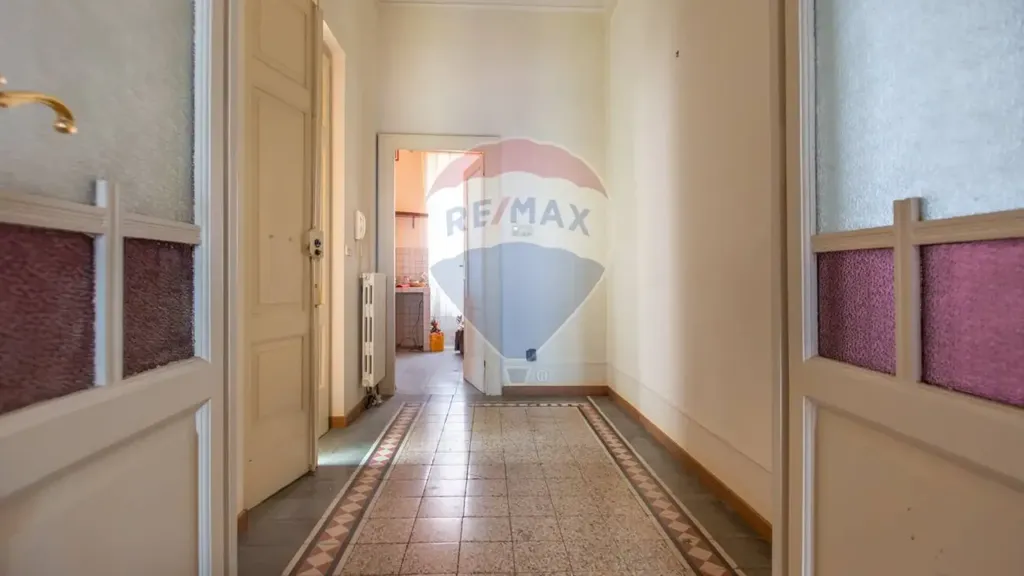 hallway_entrance