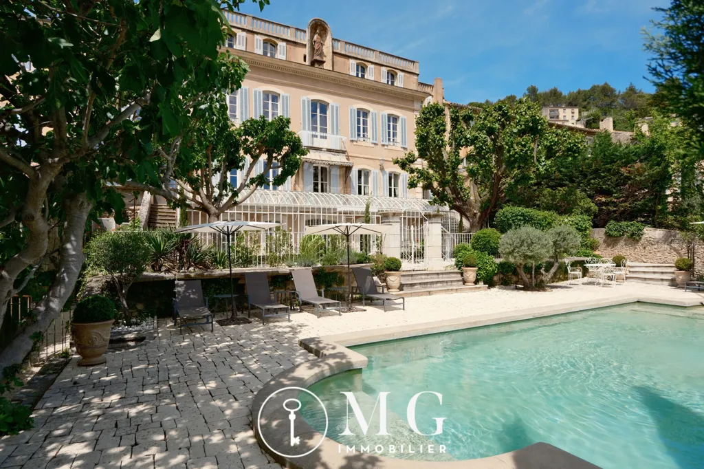 Piscine - Demeure Historique avec Piscine à Apt