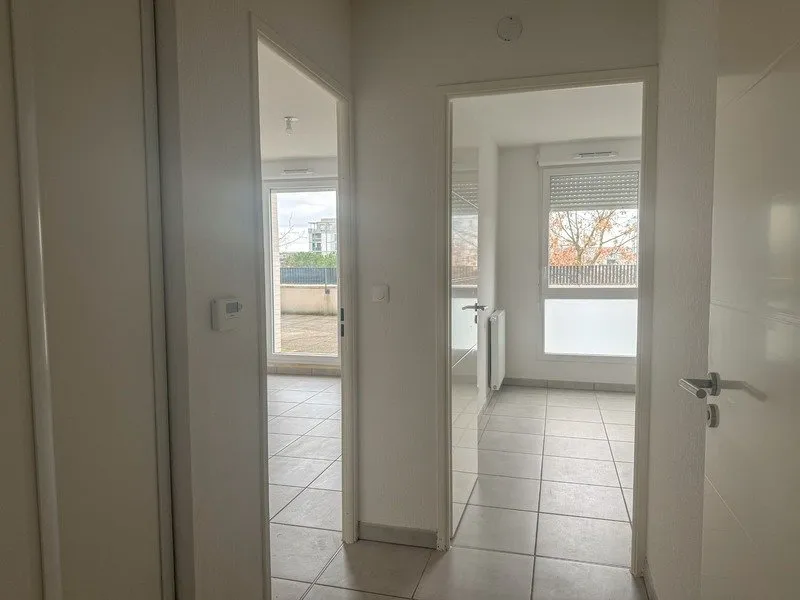 hallway_entrance