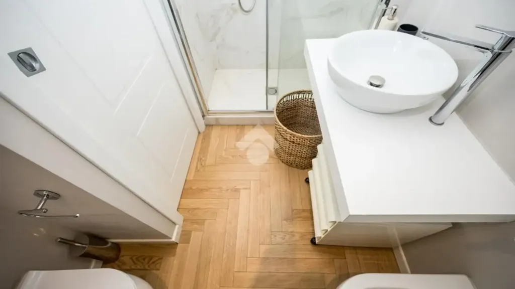 Vannitoad - Elegant Trilocale with Balcony in Milan