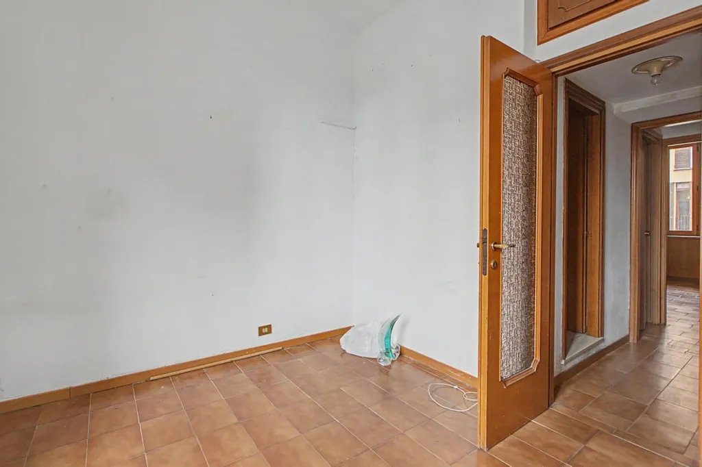 Toad - Twin-Storey Apartment with Ascender in Milan