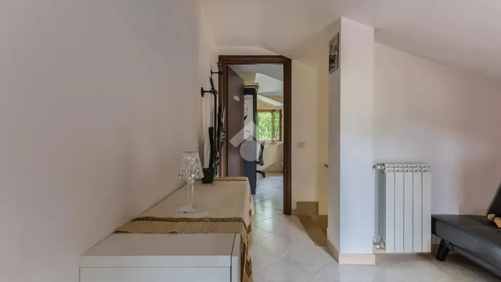 hallway_entrance