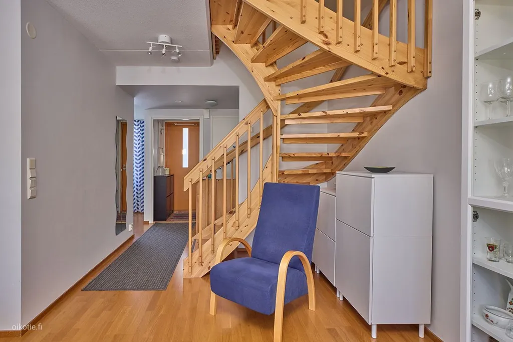 Toad - Two-Bedroom Apartment with Sauna in Lohja