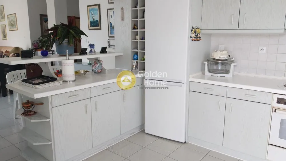 Cuisine - Multi-Storey Building with Large Garden in Rafina - Neraias