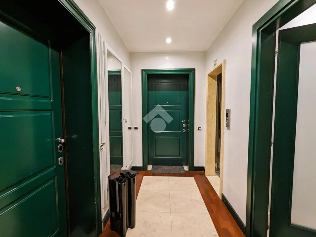 hallway_entrance