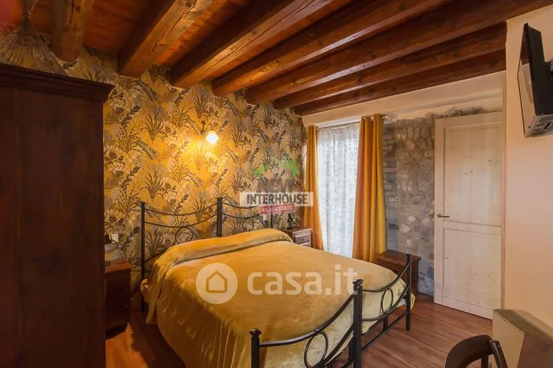 Magamistoad - Rustic Villa with Garden in Arba