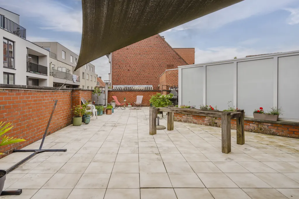 Terrace - Commercial Property with Residential Unit in Wervik