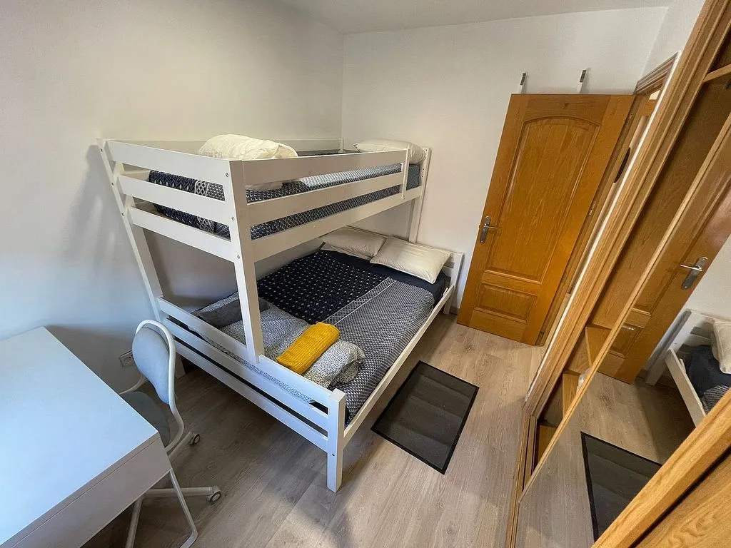 Chambres - 3-Bedroom Flat with Terrace in Carabanchel