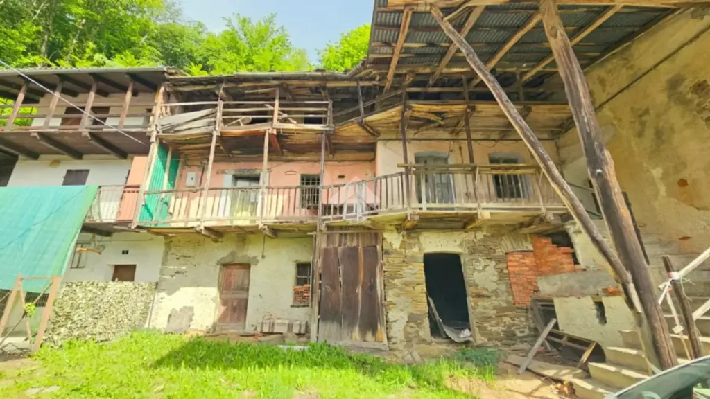 Esterno - Rustic Property with Garden in Prarostino