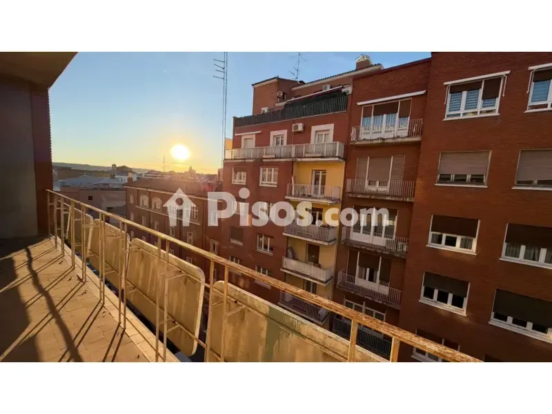 Balcon - Stately Apartment with Cathedral Views in Palencia