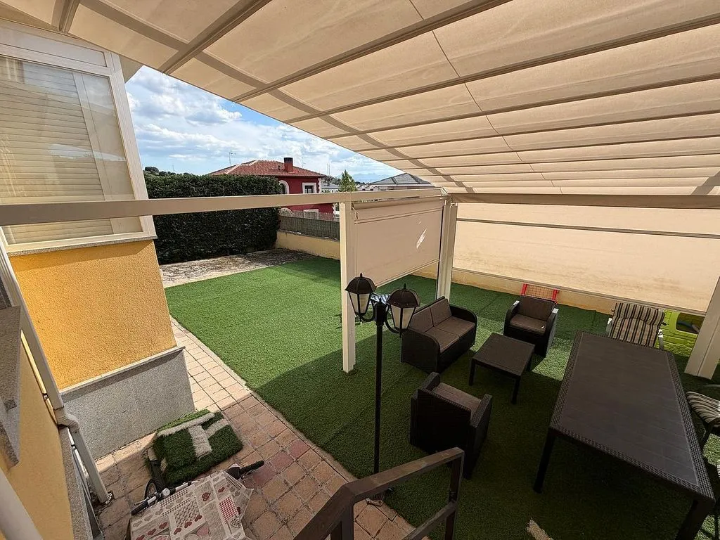 Terrasse - Corner Chalet with Terrace in Hervencias Altas