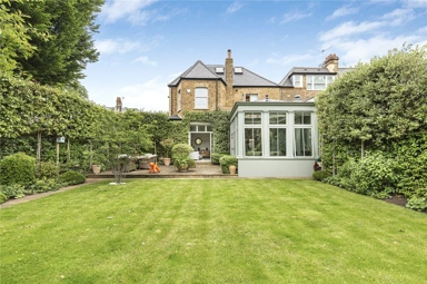Aed - 5 magamistoaga maja asukohas Twickenham