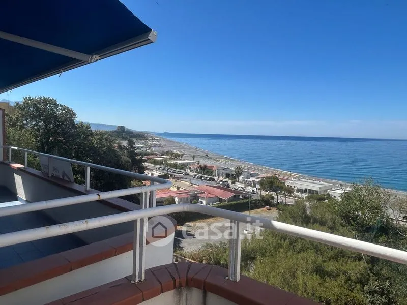 Rõdu - Apartment with Sea View in Scalea