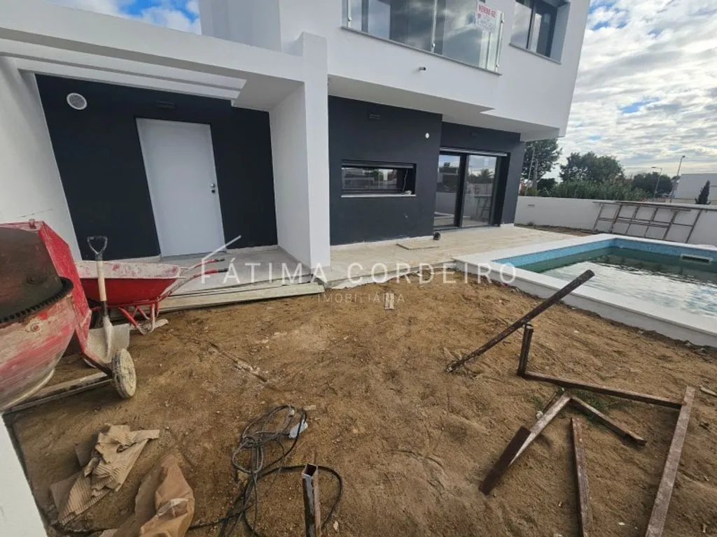 Extérieur - Luxury Detached House with Pool in Charneca de Caparica