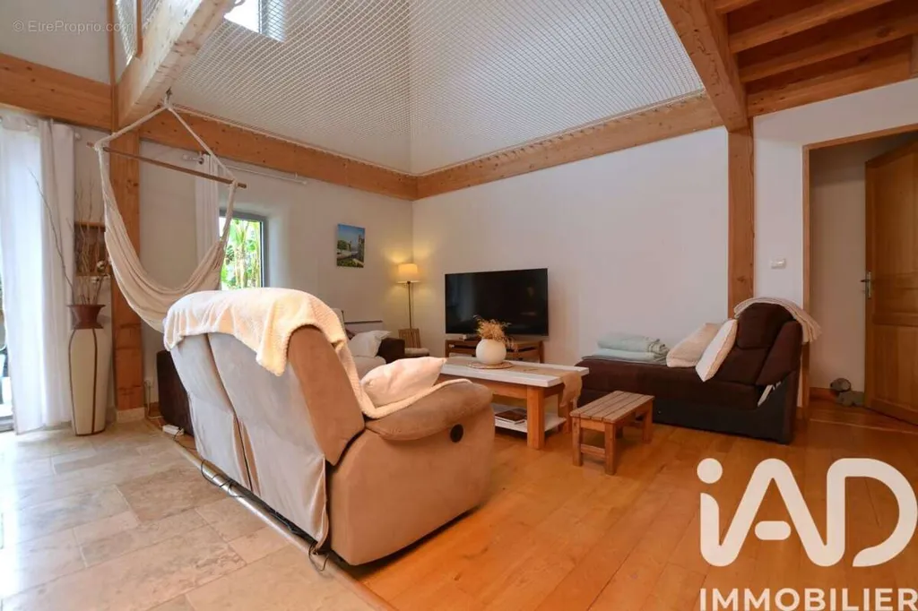 living_room