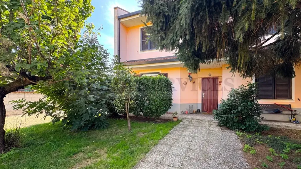 Extérieur - Quadrilocale with Garden in Garlasco