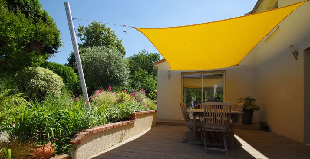 Terrasse - Maison Familiale avec Jardin à Vertou