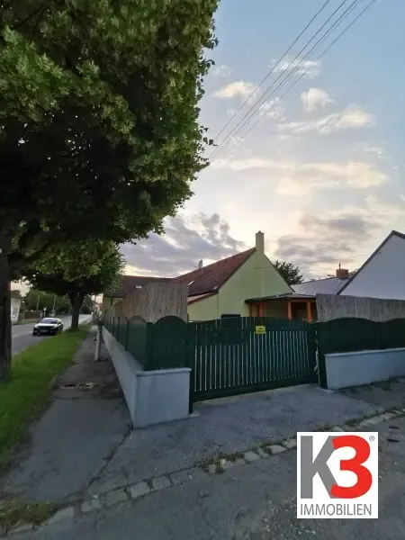 Extérieur - Barrier-Free Bungalow with Workshop in Quiet Area