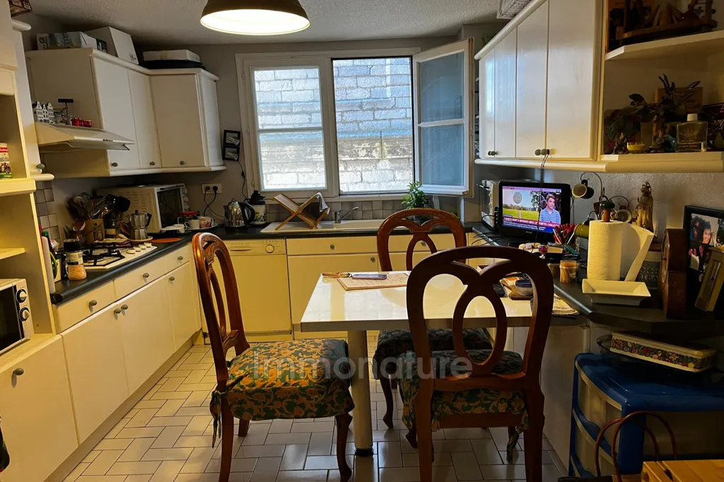 Köök - Duplex Apartment with Terraces in Ganges
