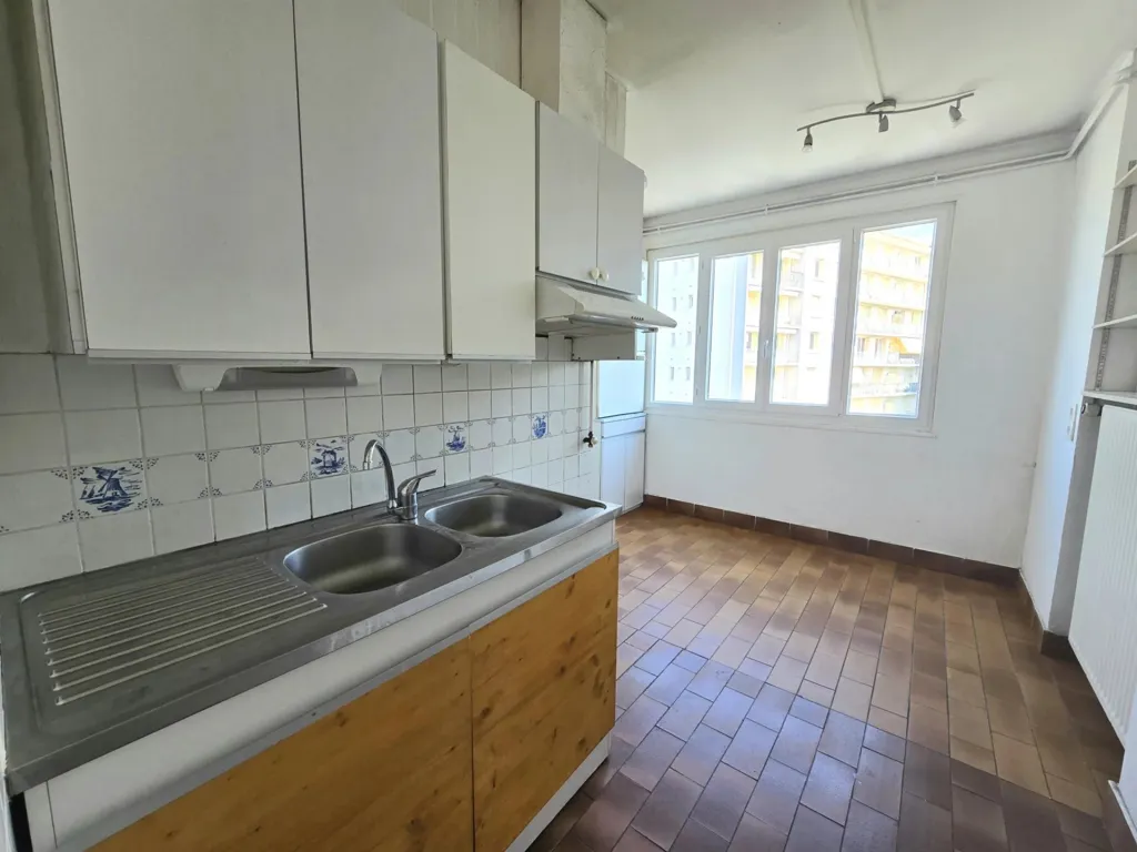 Appartement 6 pièces à Saint-Martin-d'Hères