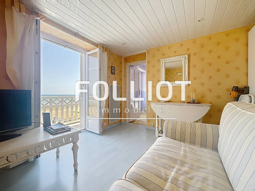 Elutuba - Seafront Apartment with Balcony in Nice