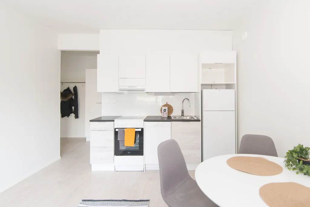 Köök - Fully Renovated Flat with Balcony in Oulu