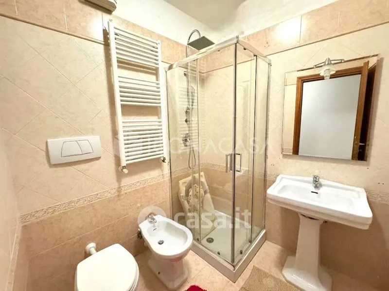 Salles de bain - Modernised Trilocale with Balcony in Noicattaro