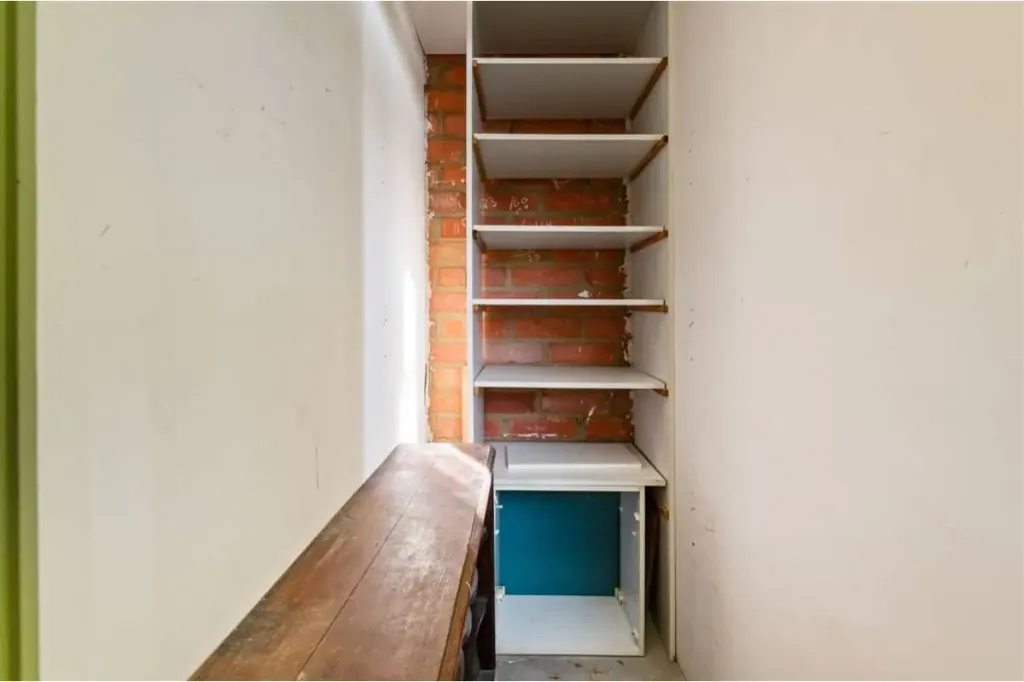 Toad - Spacious Apartment with Terraces in Edegem