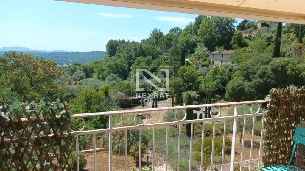Balcon - Duplex 4 Pièces avec Piscine dans le Village de Tourrettes