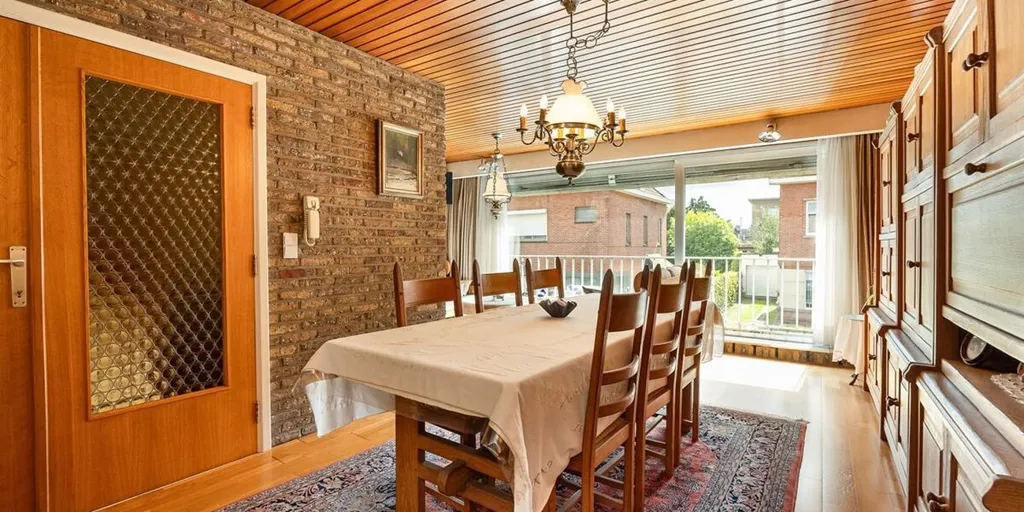 Söögituba - Renovatable Maisonette in Temse with Garden