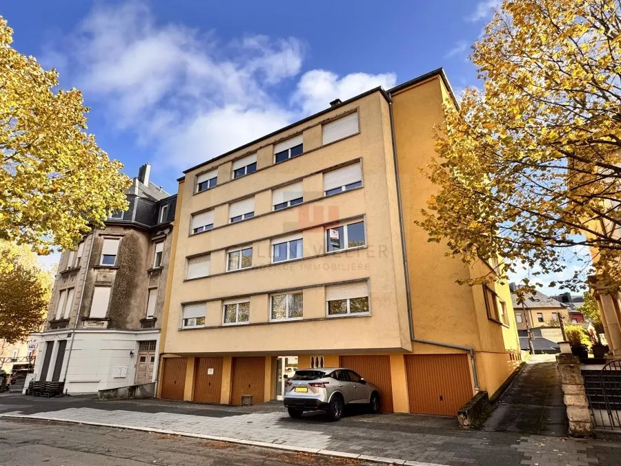 Extérieur - Appartement avec Vue Dégagée et Garage à Esch-sur-Alzette