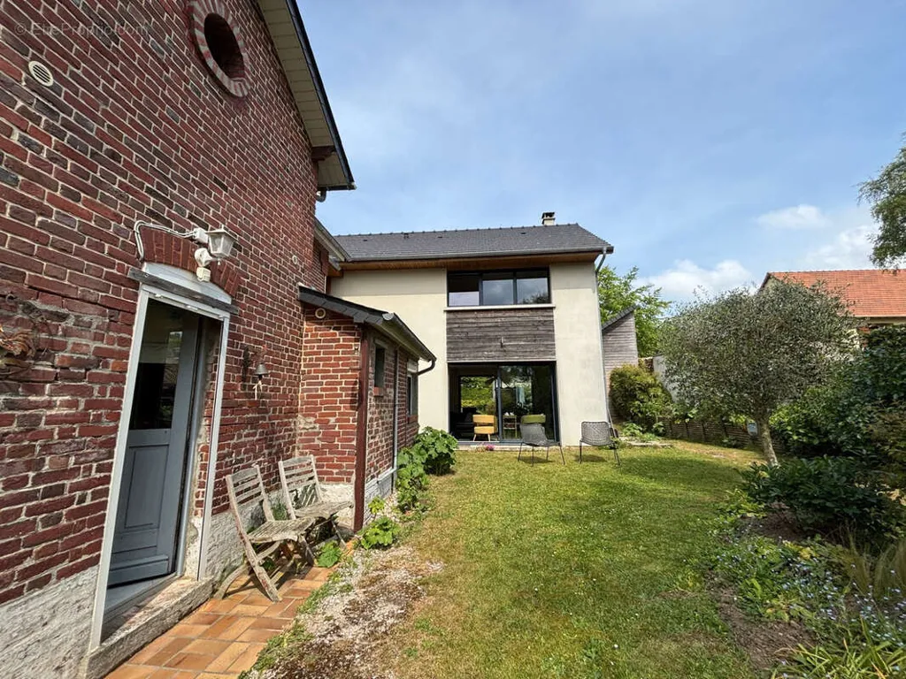 Jardin - Maison Atypique avec Jardin à Mesnil-Val