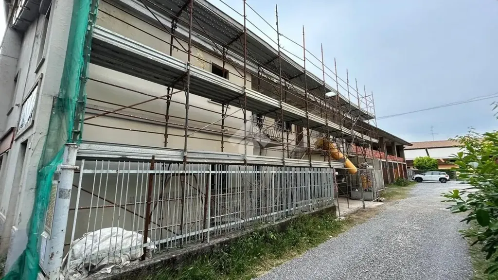 Välivaade - Newly Built Bilocale with Private Garden in Stezzano