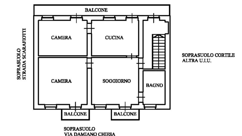 Floor Plan - Quadrilocale with Private Courtyard in Regio Parco, Turin