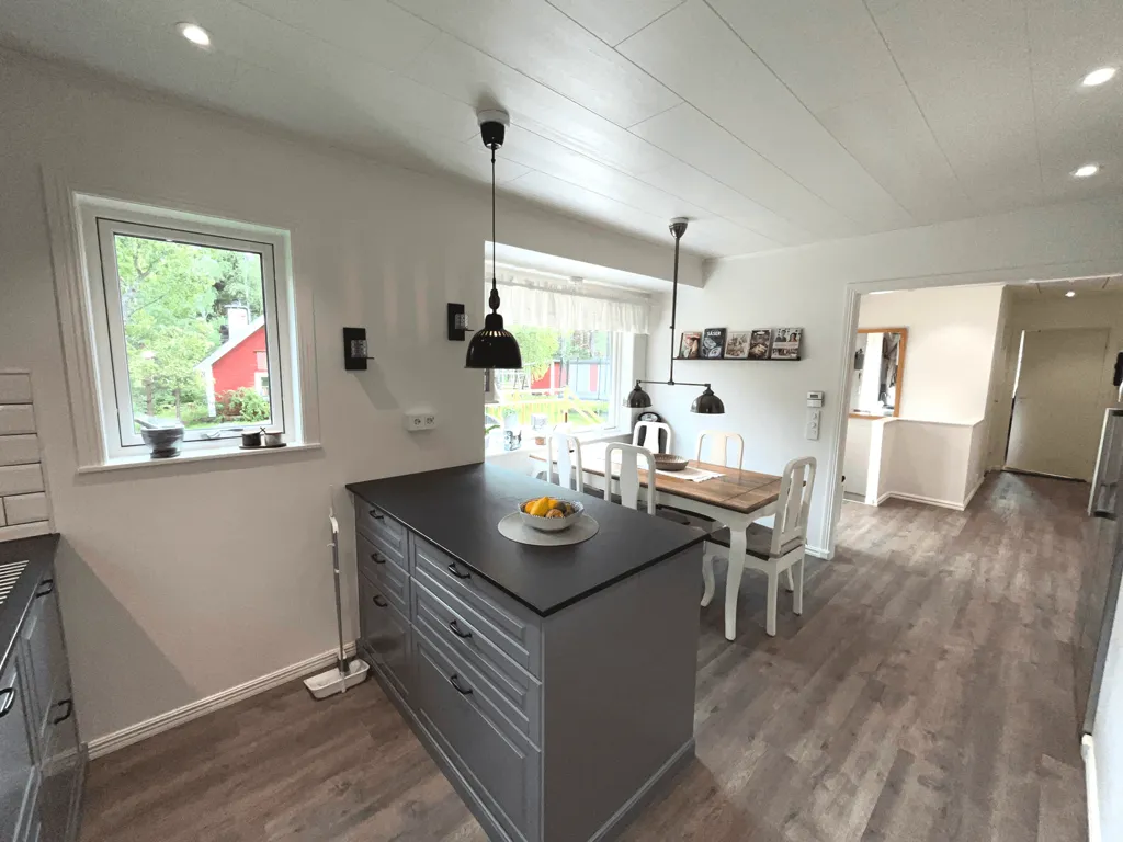 Cuisine - Development Opportunity with Golf Club Proximity in Åkersberga