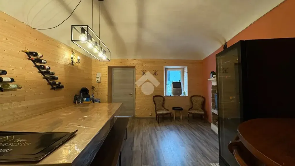 Köök - Semi-Independent House with Private Courtyard in Caravino
