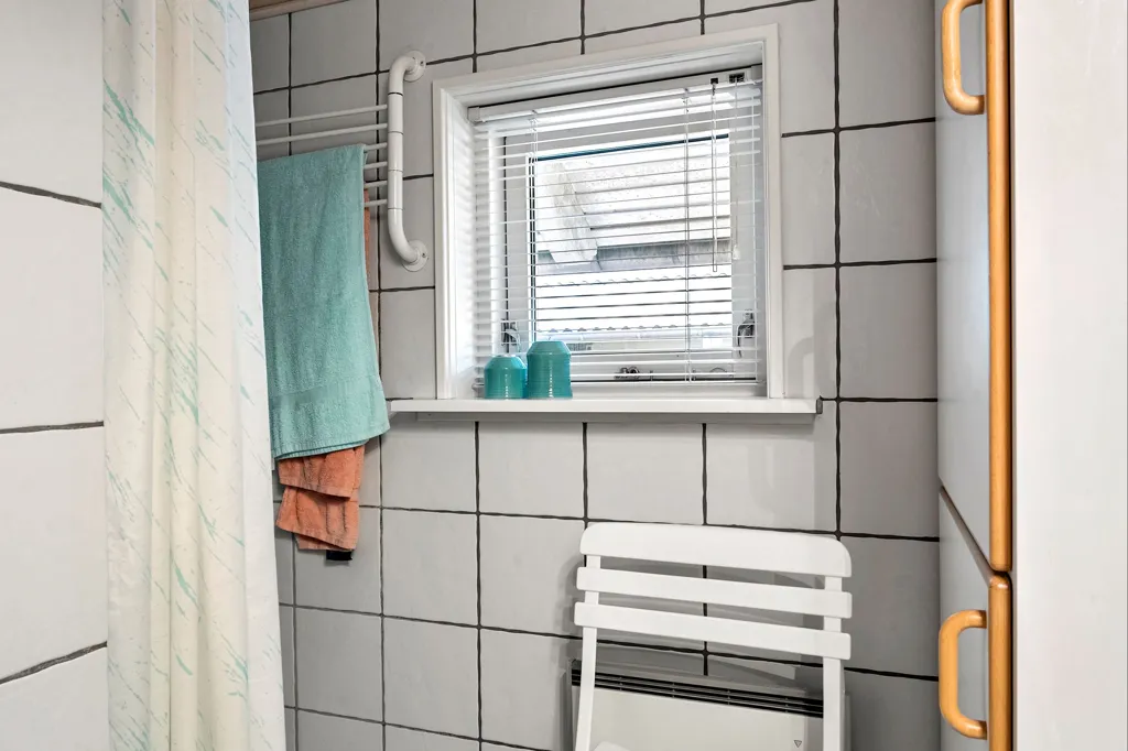 Salles de bain - Maison 2 pièces à Brovst