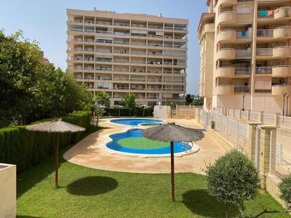Bassein - Semi-New Apartment with Two Pools in La Manga