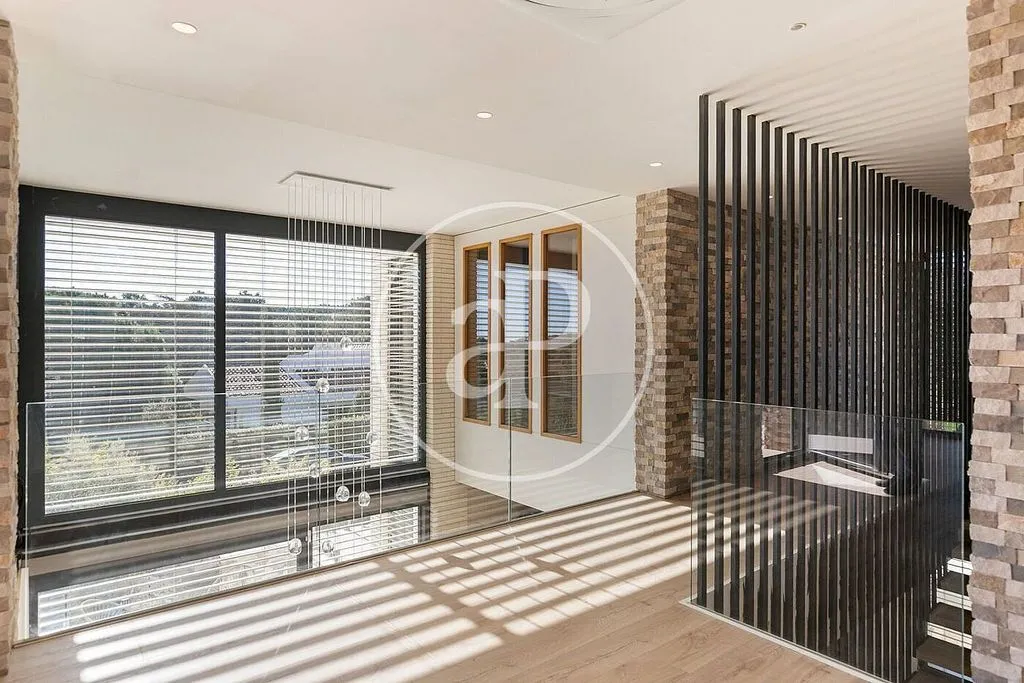 Entrée - Contemporary Villa with Pool in Begues