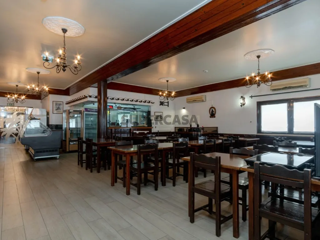 Salle à manger - Luxury House with Restaurant in Albufeira