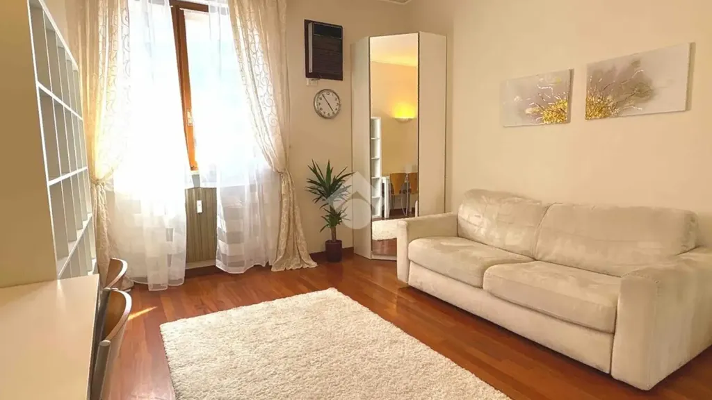 1-room apartment in IT