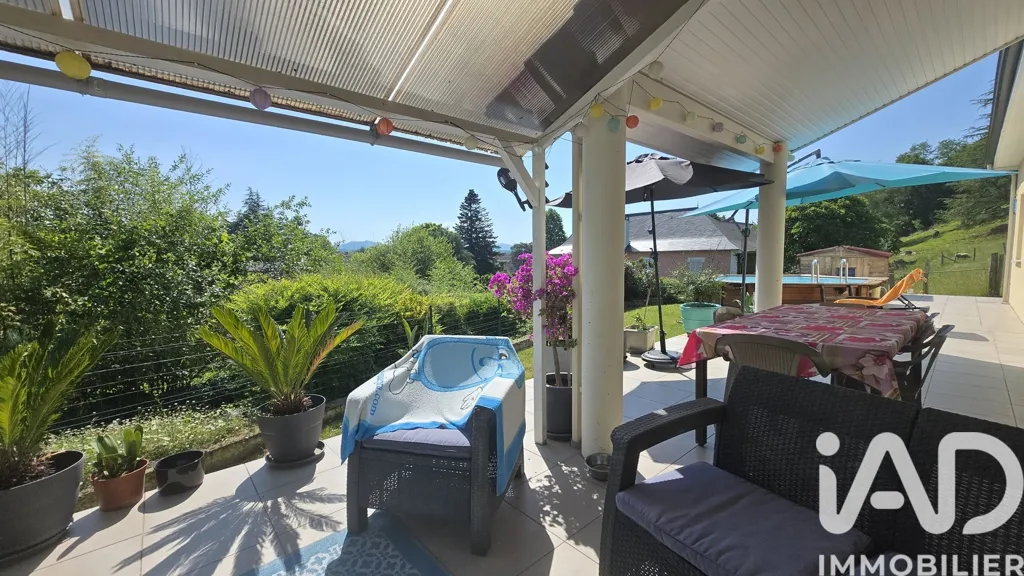 Terrass - Contemporary House with Pool in Oloron-Sainte-Marie