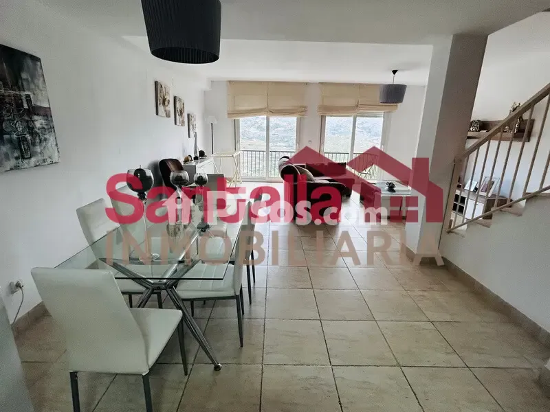 Salle à manger - Triplex with Sea View in Fuentes de Almuñécar