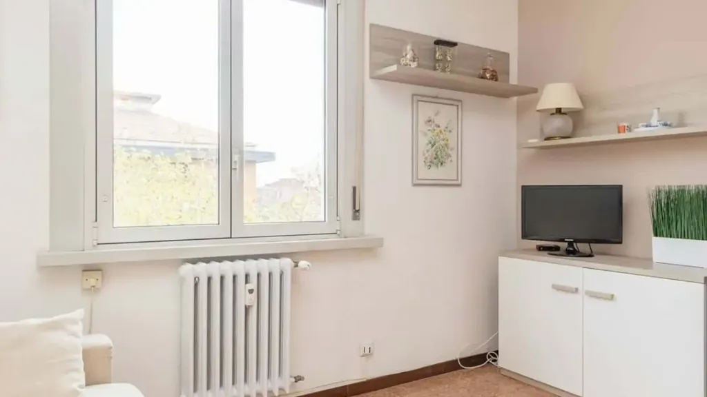 Elutuba - One-Bedroom Apartment with Central Heating in Milan