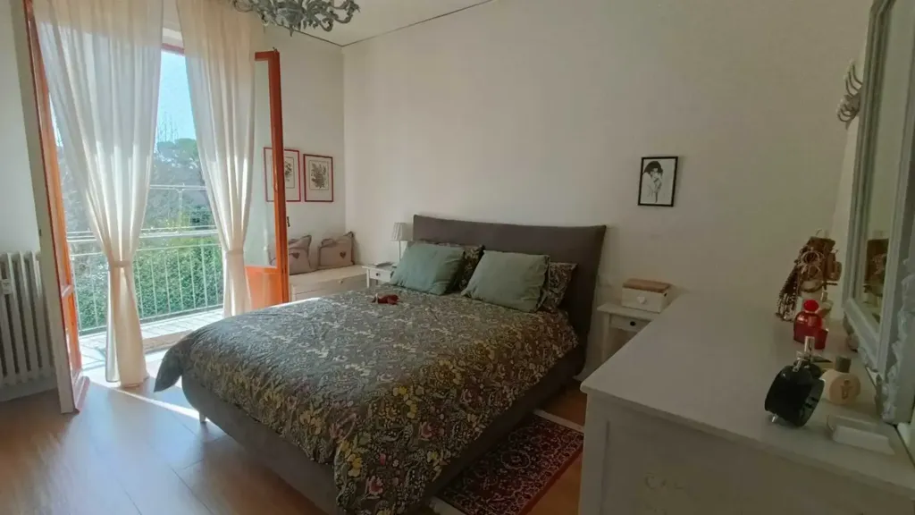 Magamistoad - Fully Rented Apartment with Terraces in Rufina