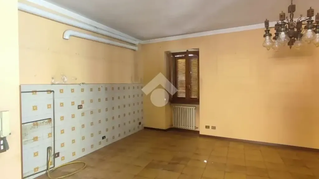 Toad - Semi-detached House in Historic Centre, Bellusco