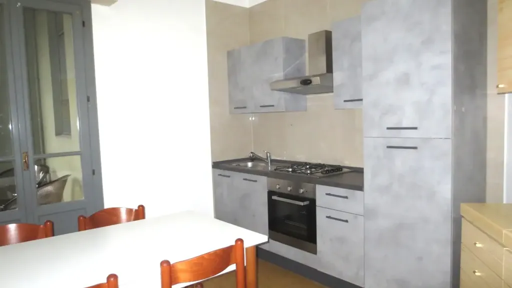 Cuisine - Rearranged Apartment with Balcony in Milan
