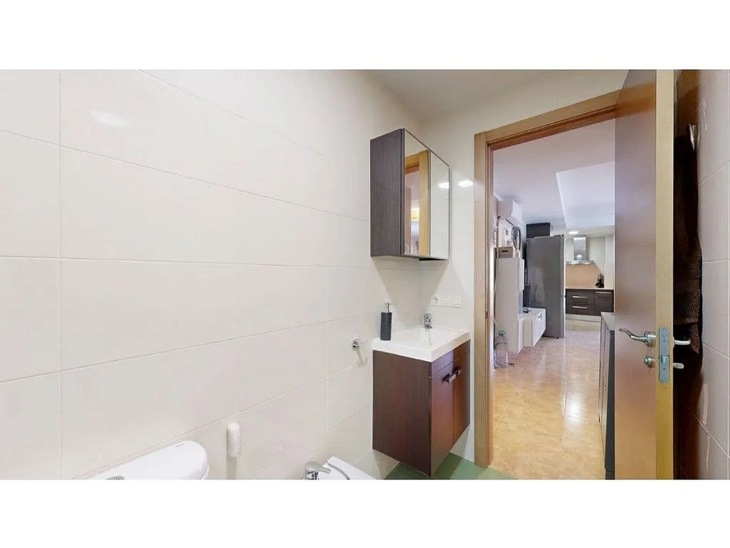 Salles de bain - 1-Bedroom Apartment with Terrace in Chilches
