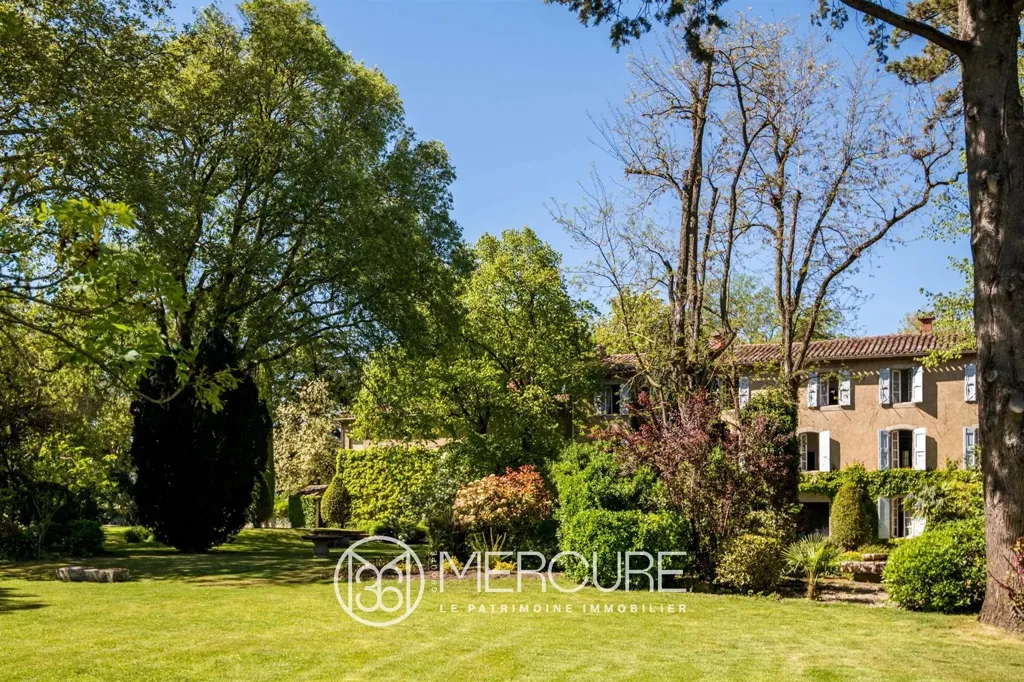 Aed - 1810s House with Park in Castres Centre
