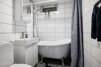 Vannitoad - Stylish Duplex with Garden in Hovsta
